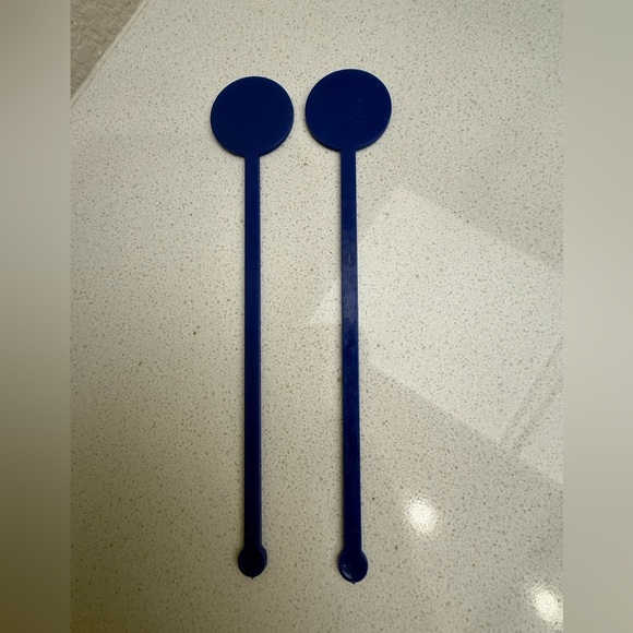 Set of 2 Vintage Swizzle Sticks Royal Lahaina Maui Hawaii Navy Blue Conch Shell - Picture 6 of 7